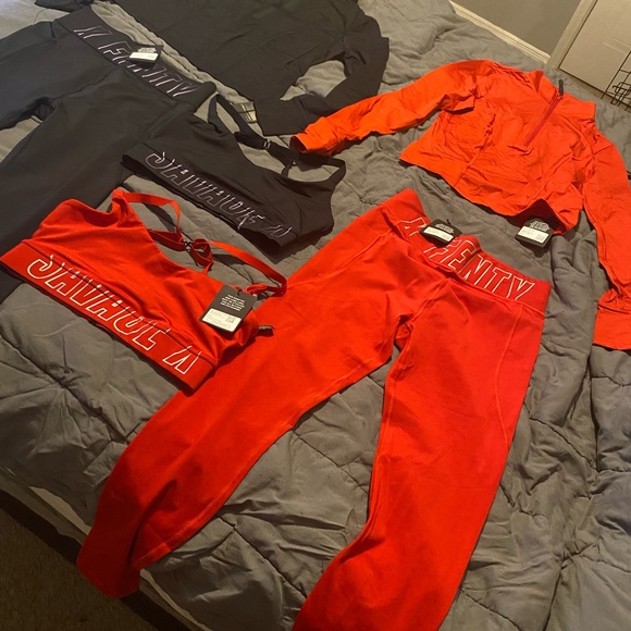 Savage X fenty leggings sets - Picture 2 of 3